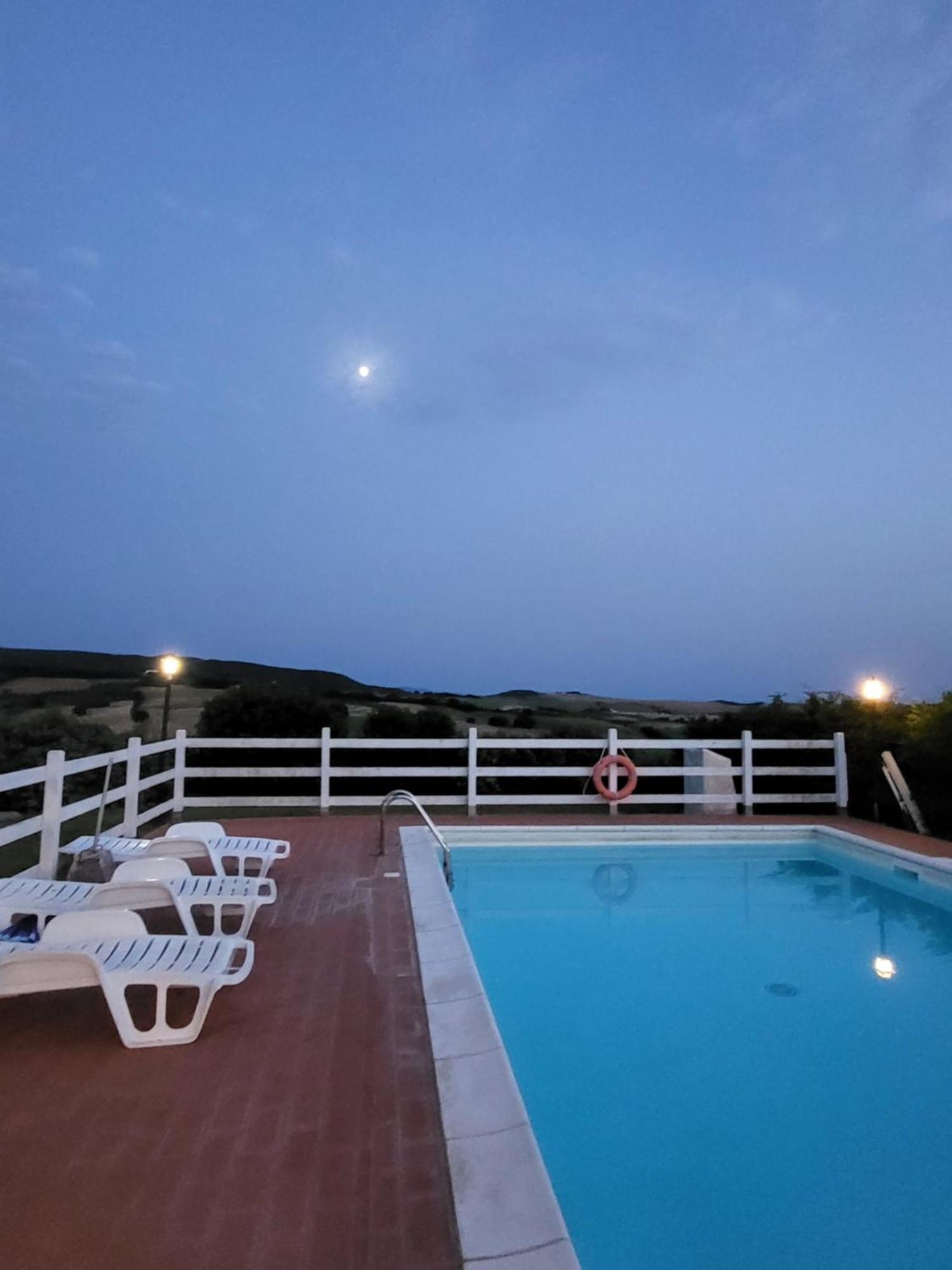 Апартаменты Casale Poggio Meone Санта-Луче Экстерьер фото