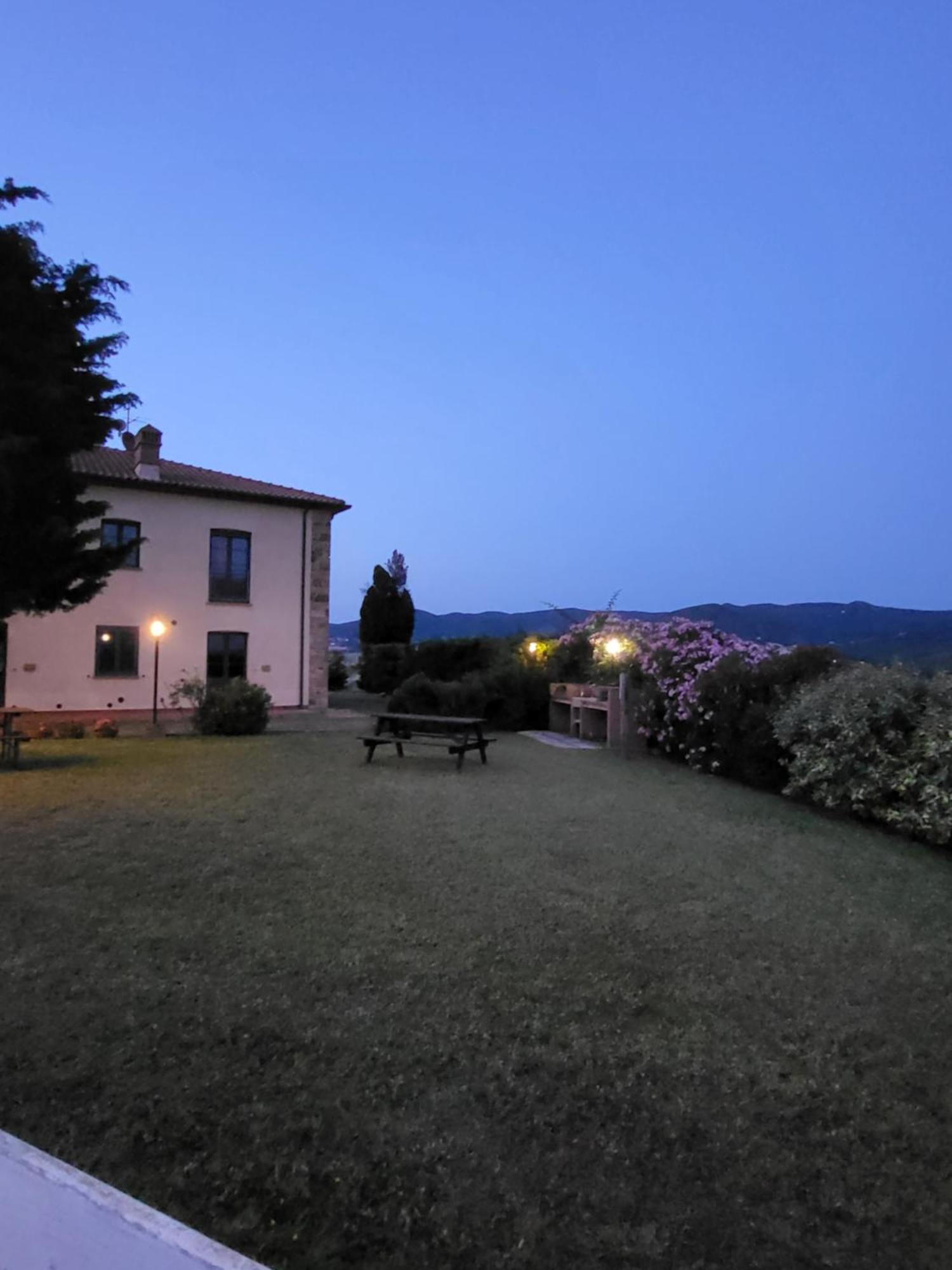Апартаменты Casale Poggio Meone Санта-Луче Экстерьер фото